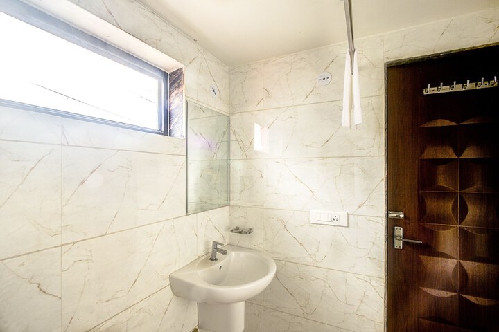 Room 15 of 49