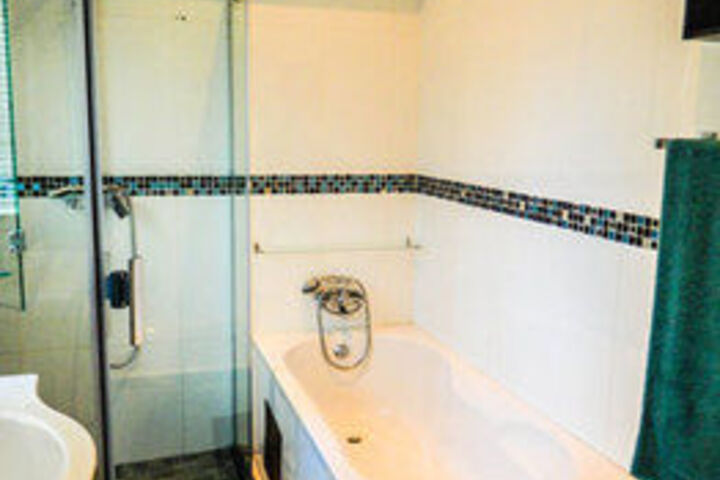 Room 6 of 29