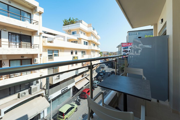 Terrace/Patio 100 of 187