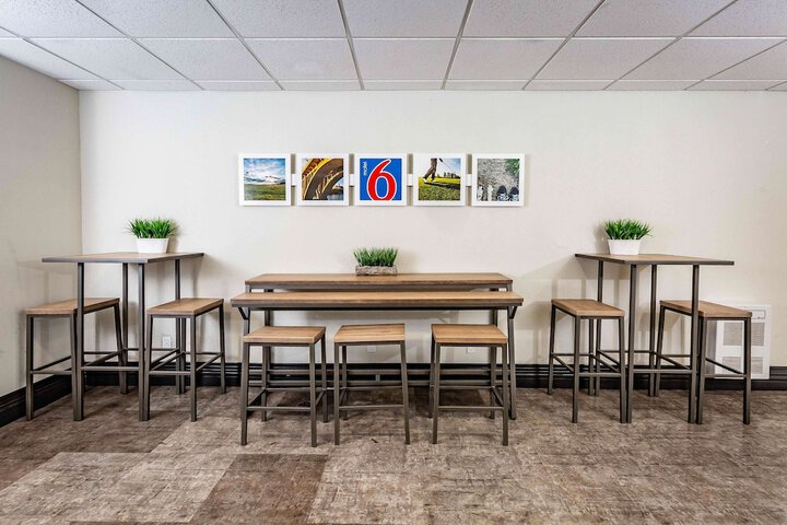 Hotel Interior 7 of 58