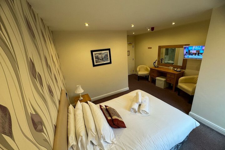 Room 14 of 43