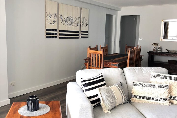 Room 32 of 89