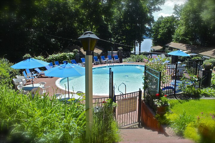Pool 175 of 225