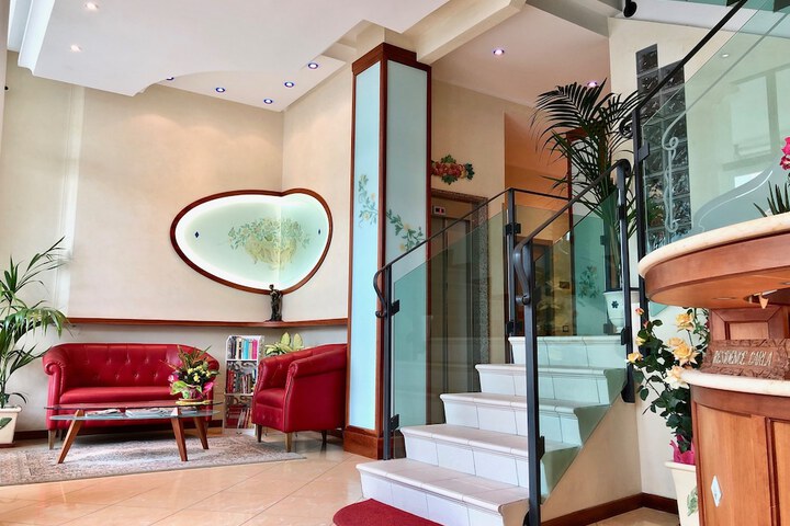 Hotel Interior 5 of 14