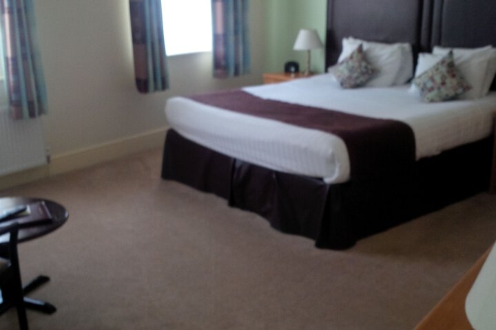 Room 6 of 43