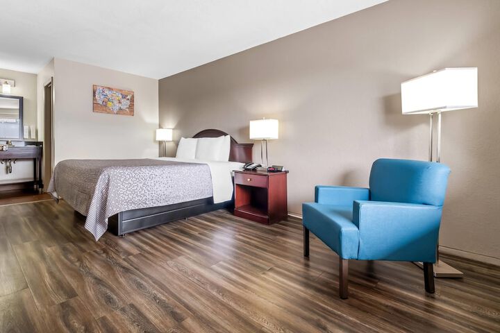 Room 7 of 35