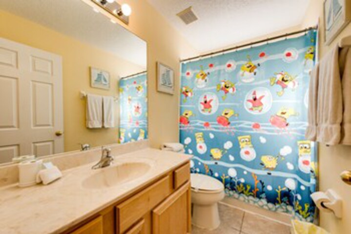 Room 25 of 272