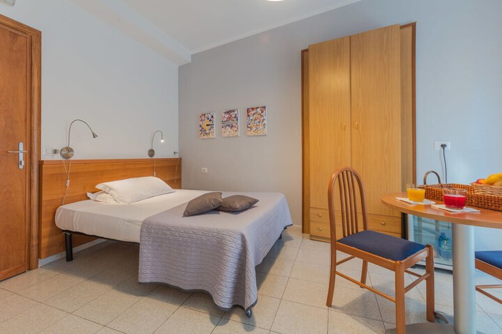 Room 43 of 90
