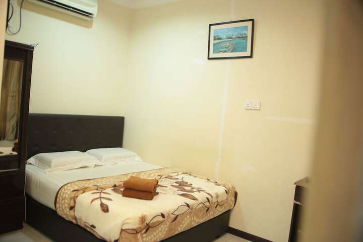 Room 3 of 31