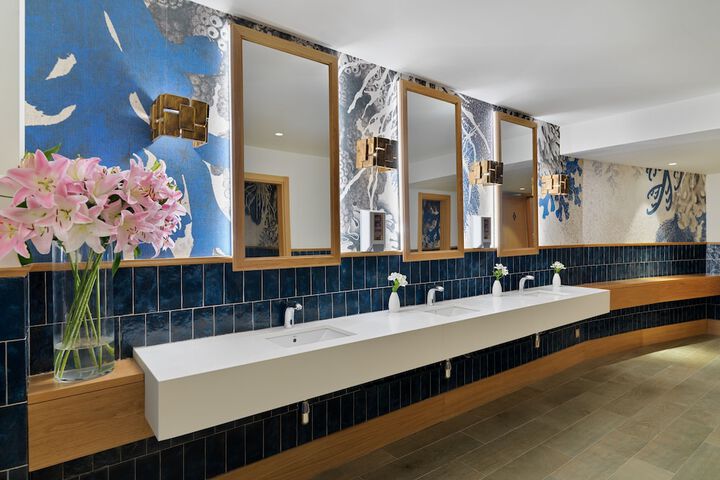Hotel Interior 70 of 95