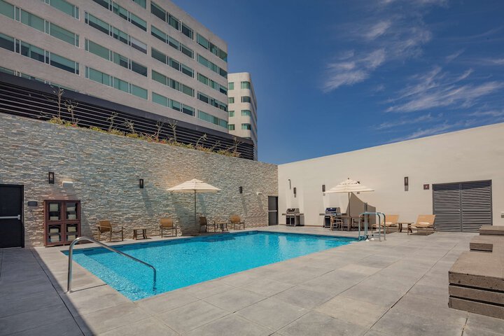 Hotel with Pool
