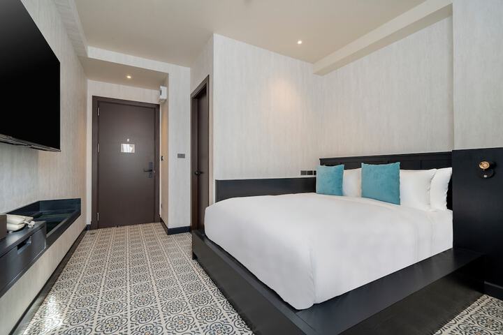 Room 7 of 39