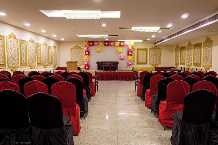 Business Center 22 of 31