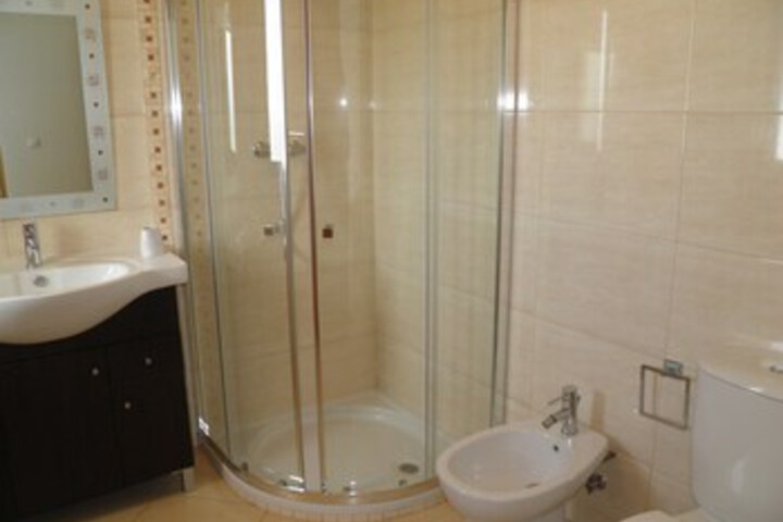 Room 6 of 29