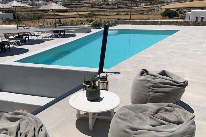 Hotel 70 of 71