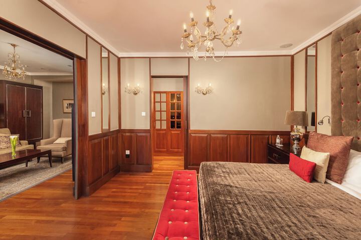 Room 32 of 104