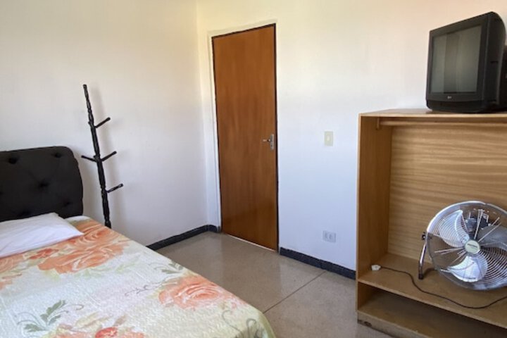 Room 13 of 43