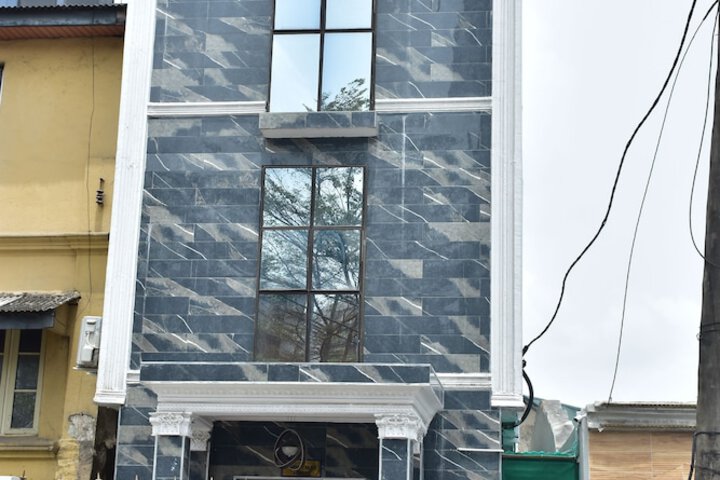 Thrivemax Hotel and Suites