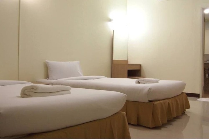 Room 3 of 14