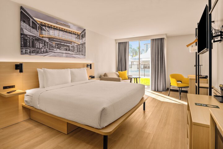 Room 10 of 45