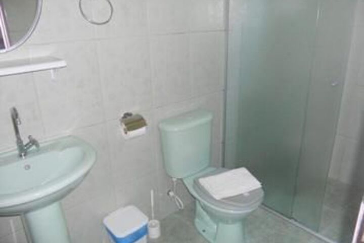 Room 3 of 14