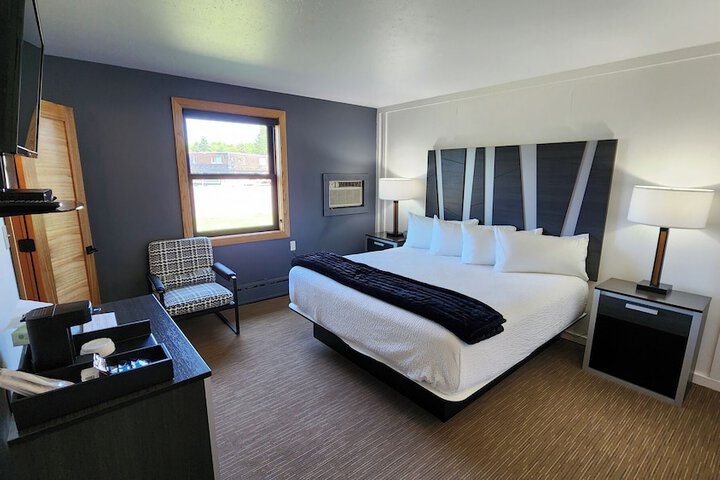 Room 11 of 79