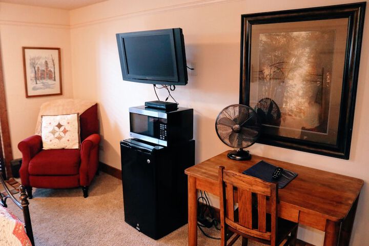 Room 9 of 70