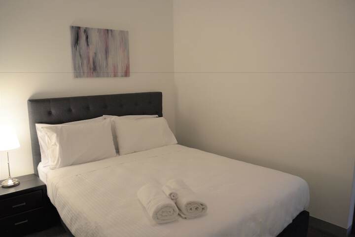 Room 3 of 17