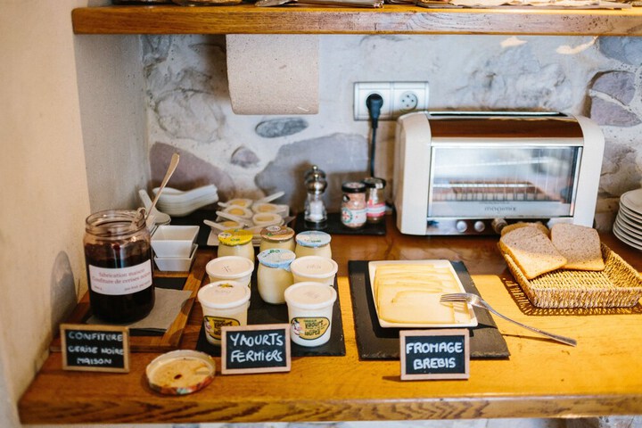 Breakfast/Coffee Service 75 of 91