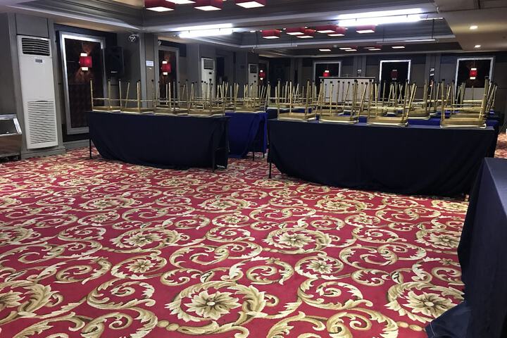 Ballroom/Hall 126 of 139