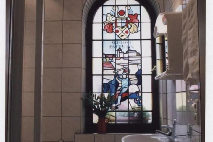 Room 15 of 21