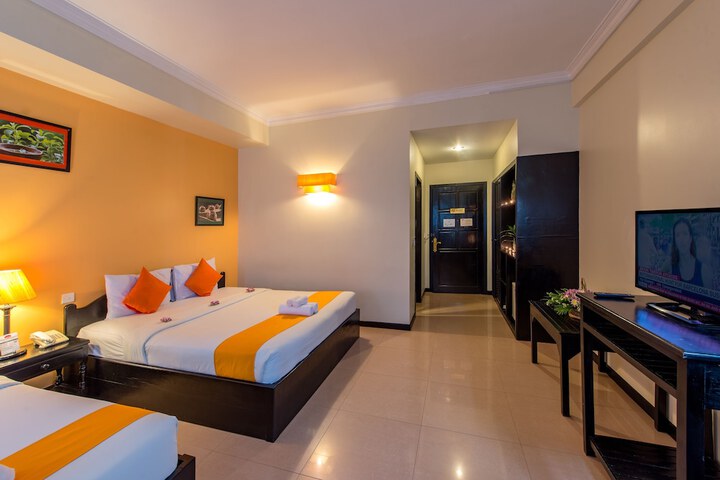 Room 46 of 160