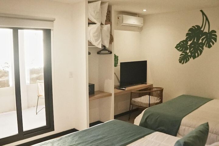 Room 16 of 51