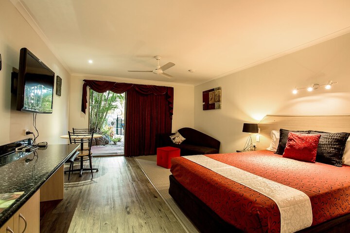Room 15 of 53