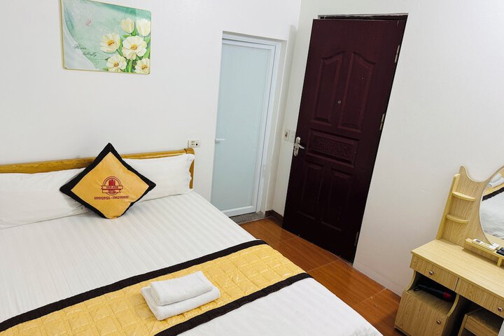 Room 30 of 42