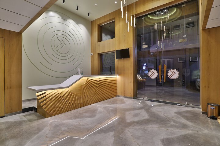 Hotel Interior 4 of 43