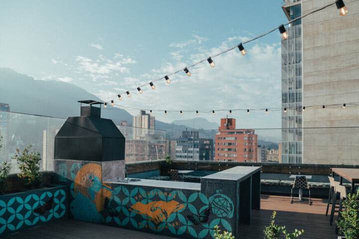 Sundeck 104 of 108