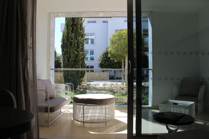 Terrace/Patio 190 of 192