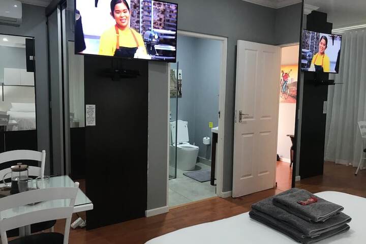 Room 13 of 49