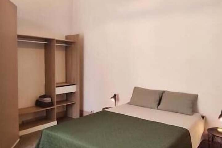 Room 4 of 14