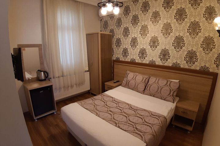 Room 17 of 123