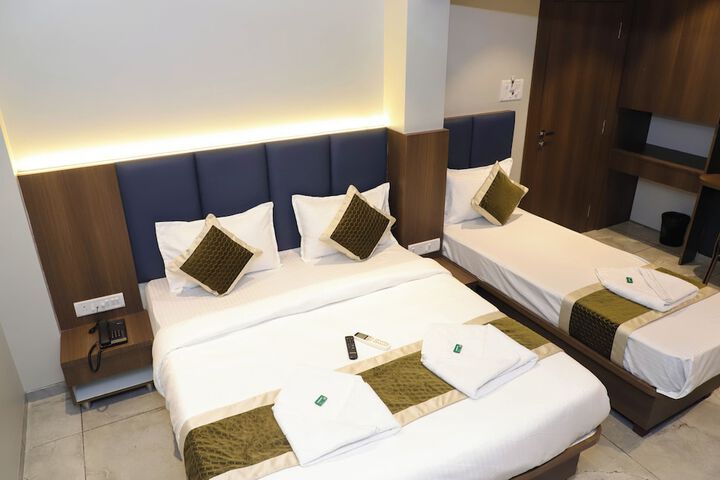 Room 21 of 28