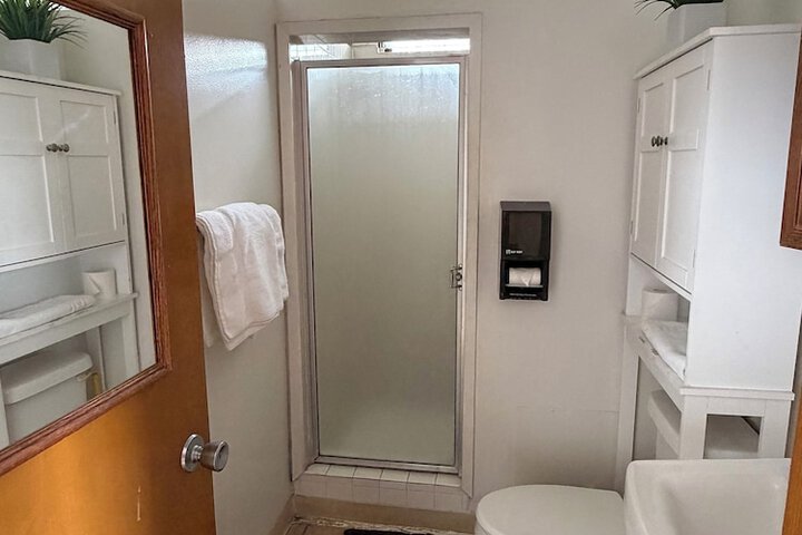 Room 21 of 35