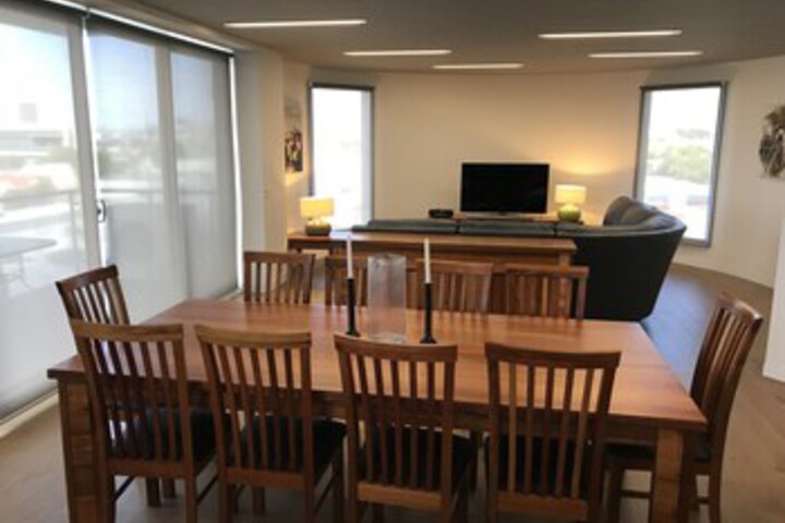 Room 22 of 50