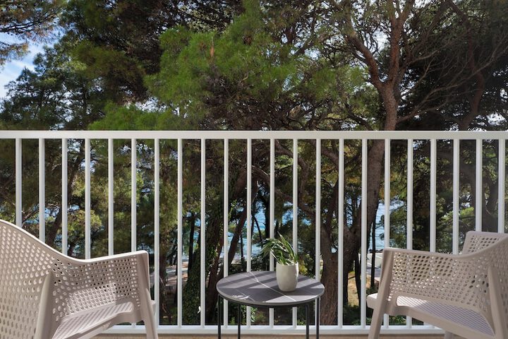 Terrace/Patio 27 of 81