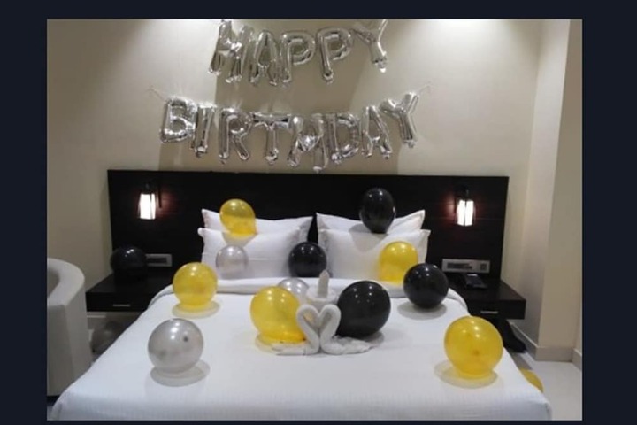 Room 14 of 14