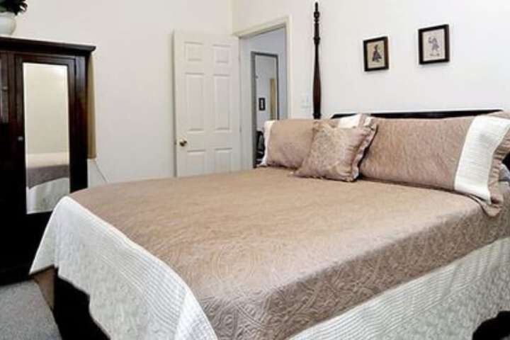 Room 25 of 58