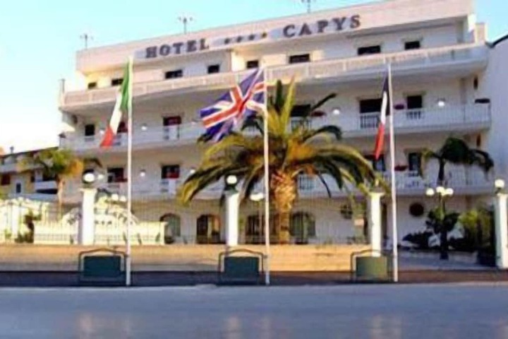 Hotel 14 of 14