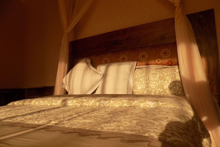 Room 16 of 70