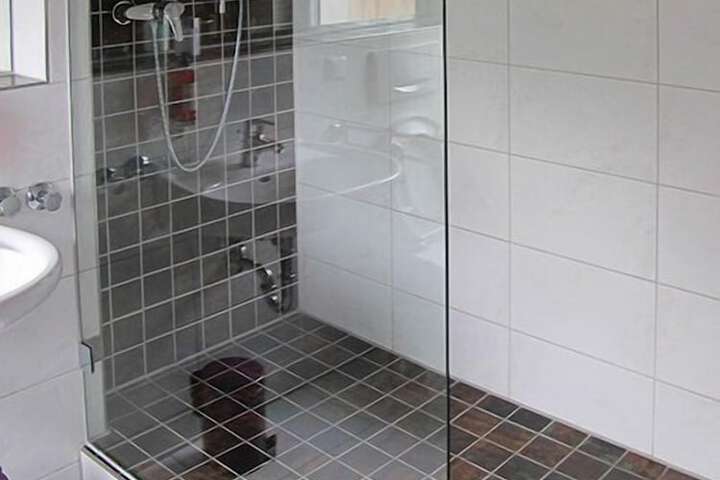 Room 60 of 65